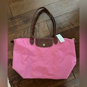 medium longchamp tote peony